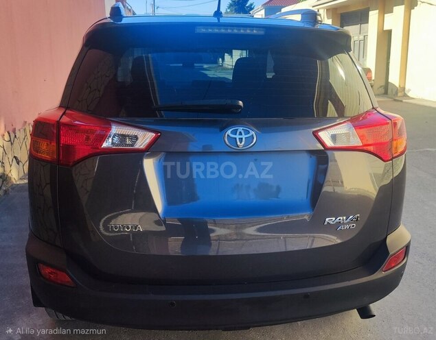 Toyota RAV4-2