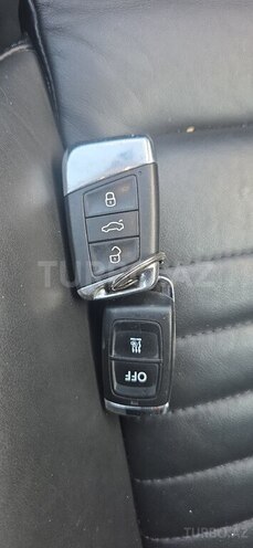 Volkswagen Passat-18