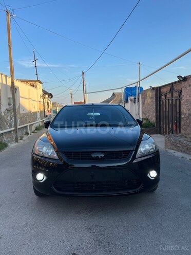 Ford Focus-1