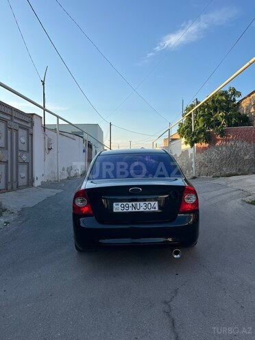 Ford Focus-4
