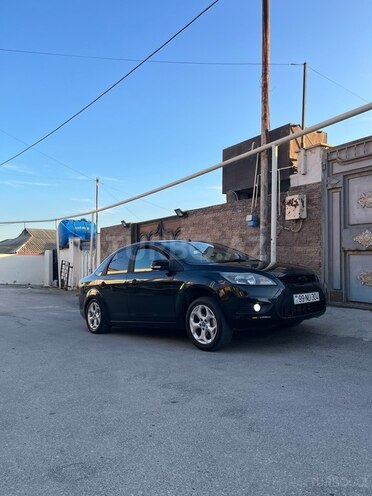 Ford Focus-7