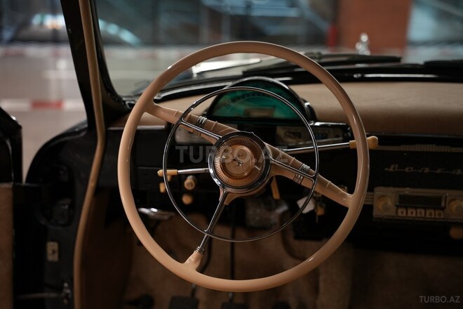 GAZ 21 "Volga"-7
