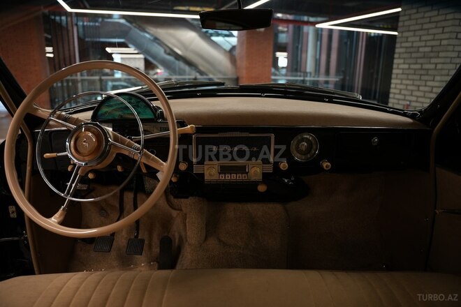 GAZ 21 "Volga"-6
