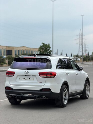 Kia Sorento-7