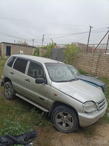 Chevrolet Niva-3
