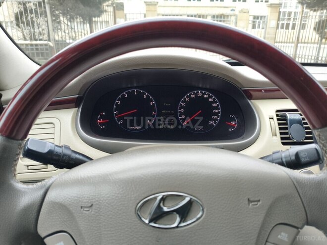 Hyundai Grandeur-6
