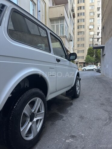 LADA (VAZ) Niva-4