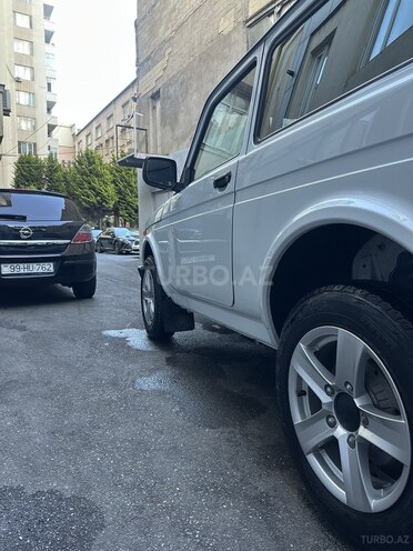LADA (VAZ) Niva-5