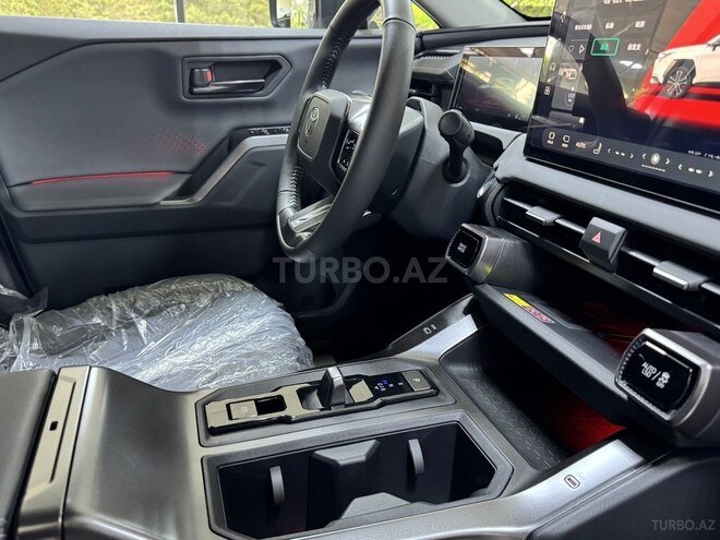 Toyota RAV4-18