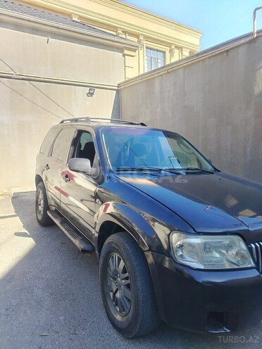Ford Explorer-8