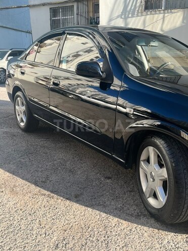 Nissan Sunny-6