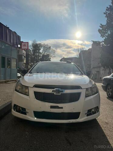 Chevrolet Cruze-1