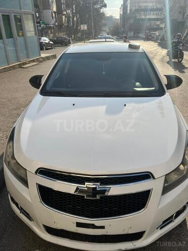 Chevrolet Cruze-16