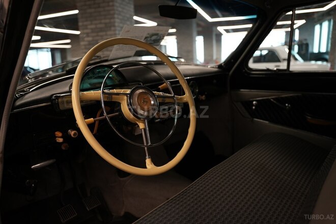 GAZ 21 "Volga"-5