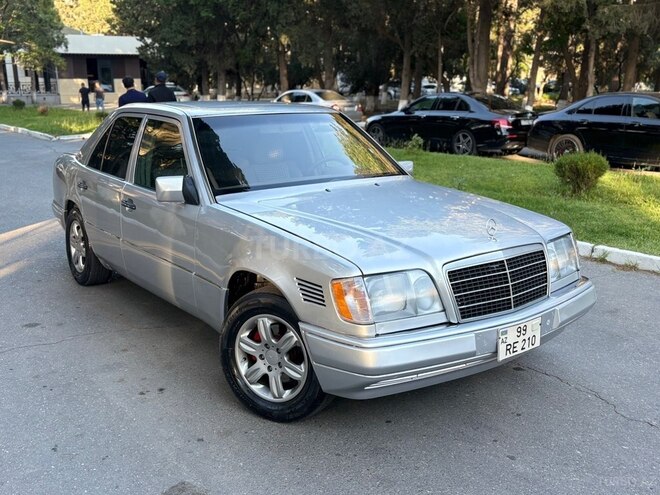 Mercedes 300 D-4