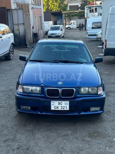 BMW 320-5