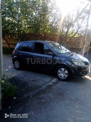 Renault Scenic-6