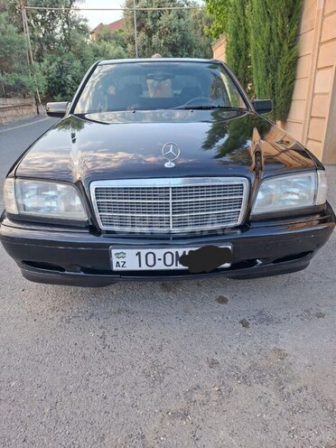 Mercedes C 200-1