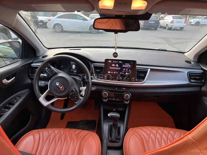 Kia Rio-15