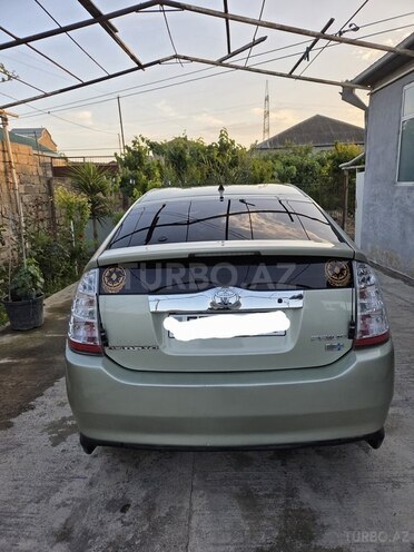 Toyota Prius-2