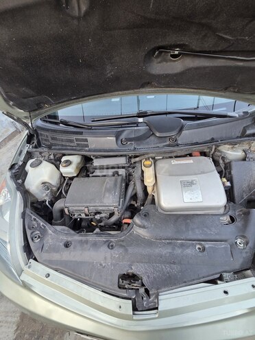 Toyota Prius-9