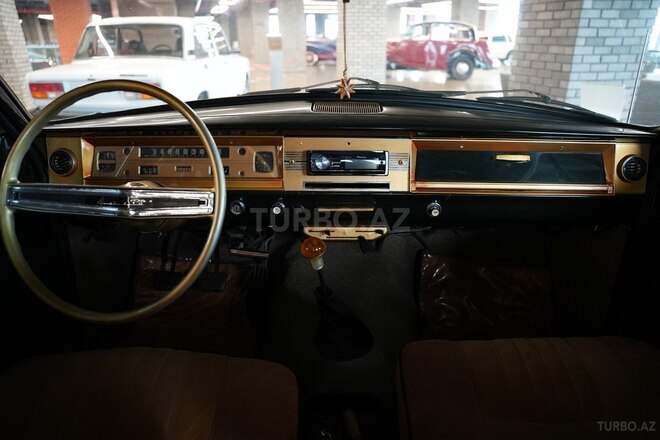 GAZ 24 "Volga"-6