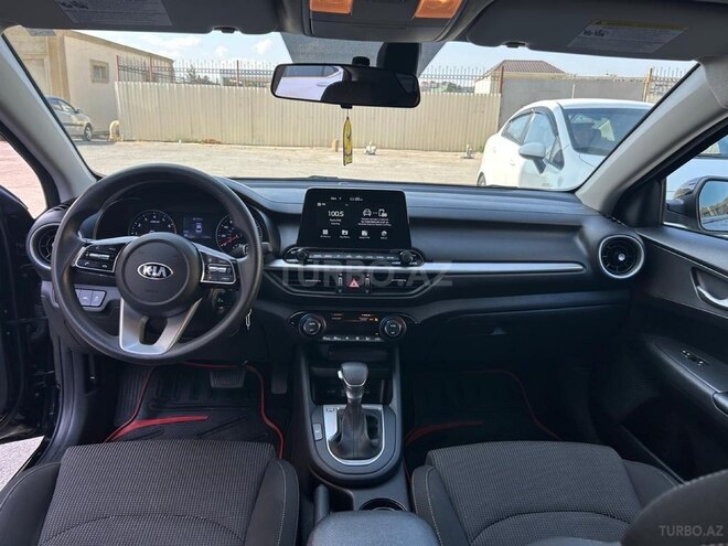 Kia Forte-10