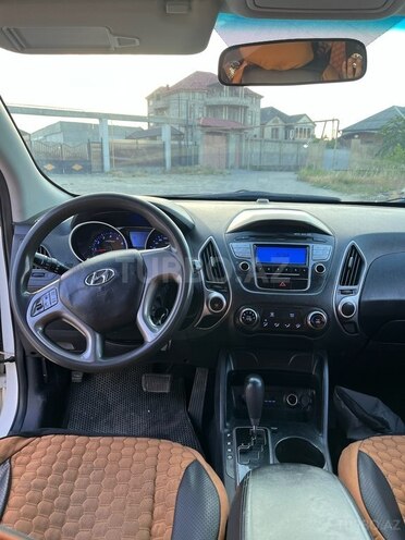 Hyundai ix35-10