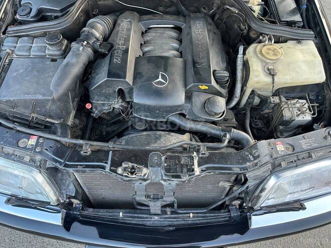 Mercedes C 240-3