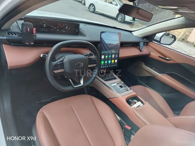 Changan Qiyuan A05-10