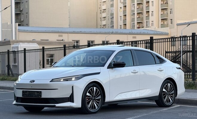 Changan Qiyuan A05-2