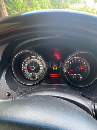 Mitsubishi Pajero-8