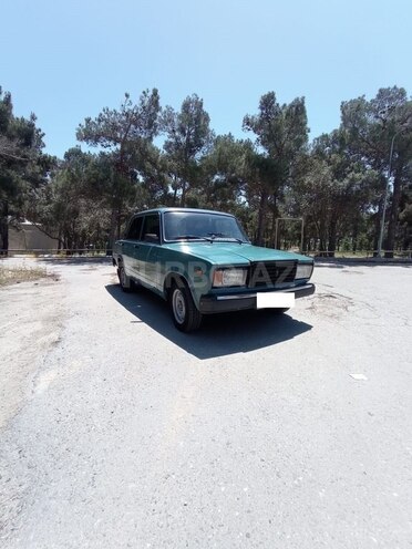 LADA (VAZ) 2107-15