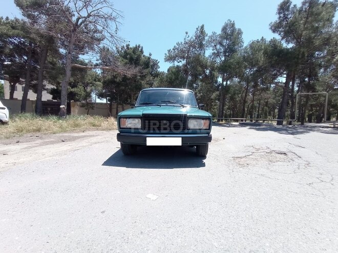 LADA (VAZ) 2107-1