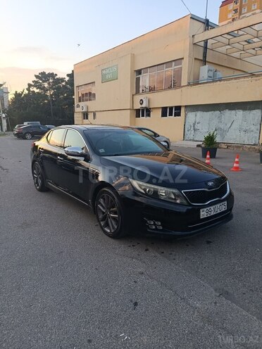 Kia Optima-4
