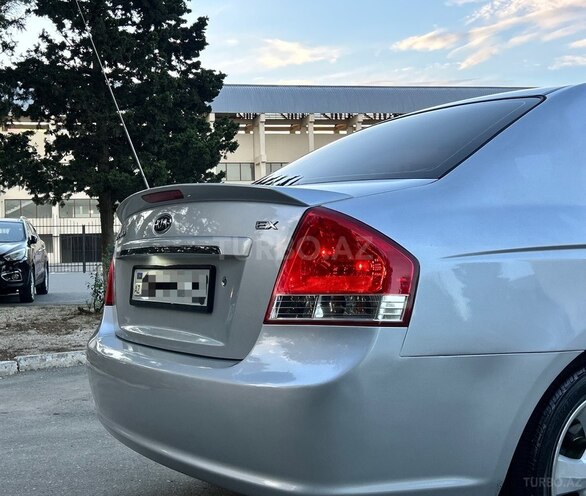 Kia Cerato-8