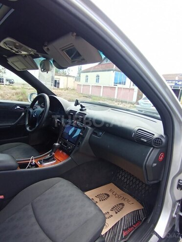 Mercedes C 200-2