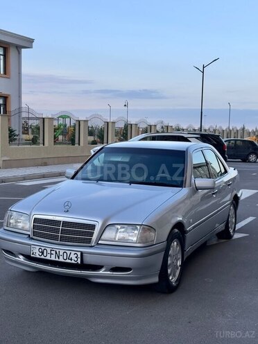 Mercedes C 200-3