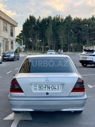 Mercedes C 200-9