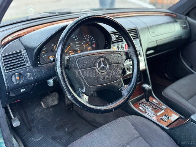 Mercedes C 200-10