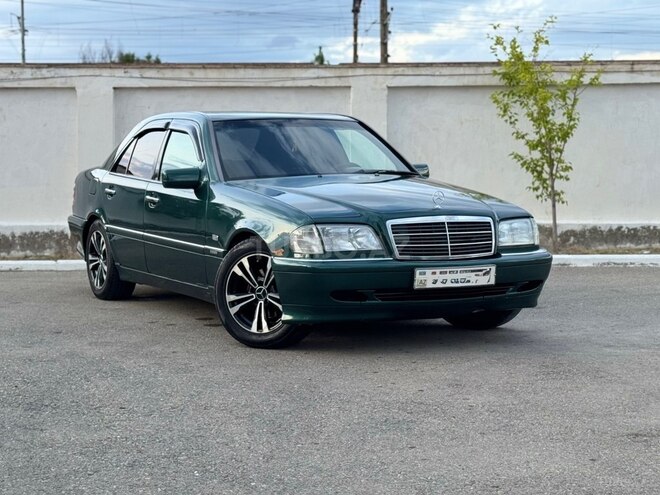 Mercedes C 200-9