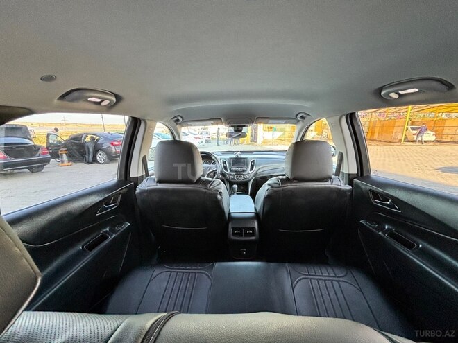 Chevrolet Equinox-7