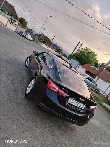 Chevrolet Malibu-12