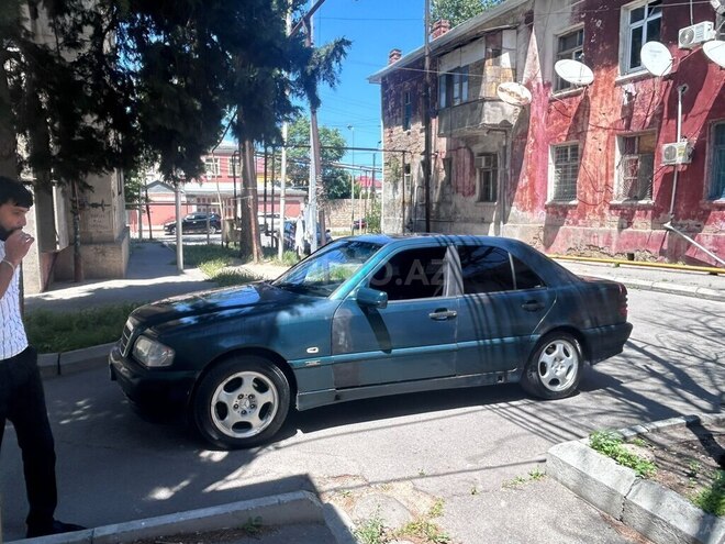 Mercedes C 200-3