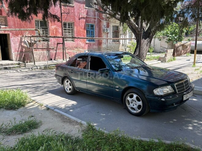Mercedes C 200-4