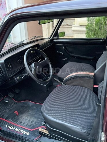LADA (VAZ) 2107-8