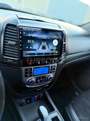 Hyundai Santa Fe-19