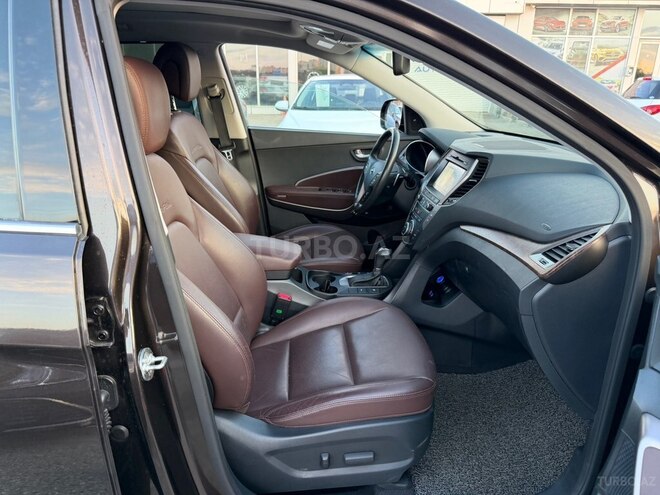 Hyundai Santa Fe-17