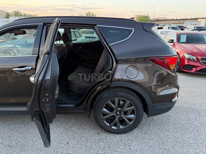 Hyundai Santa Fe-22