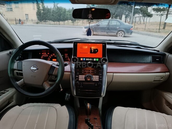 Nissan Teana-12